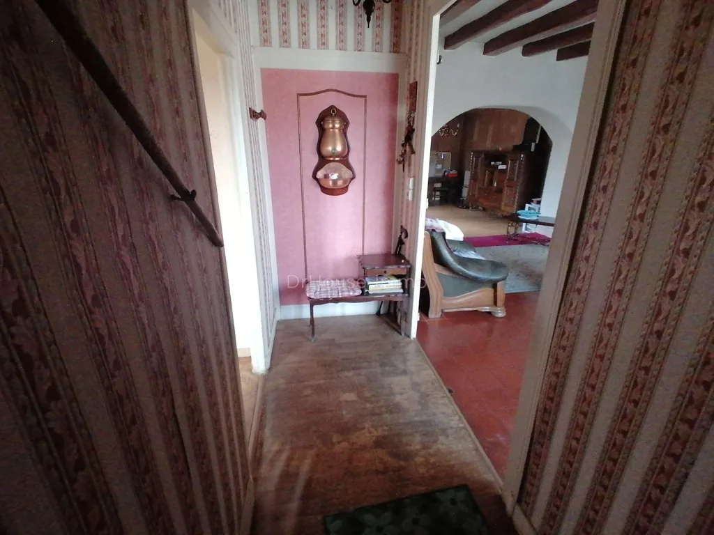 Hallway - Town House with Garden in Les Ormes Centre