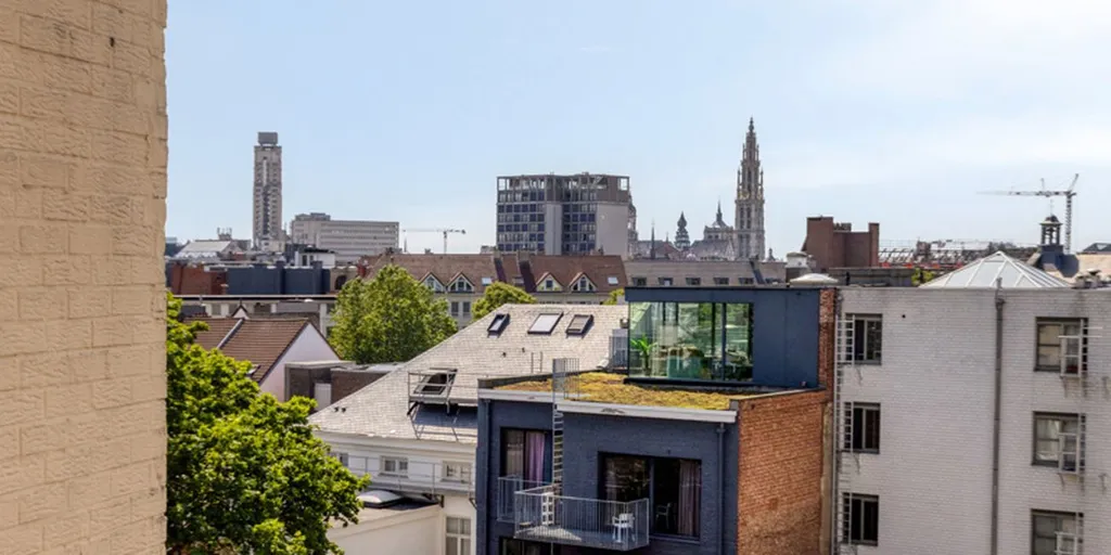 Balcony - Apartment with Cathedral View in Antwerp