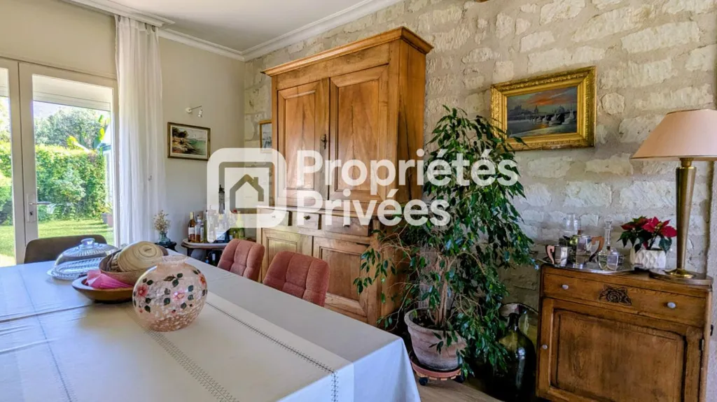 Söögituba - Luxury Farmhouse with Pool in Chinon
