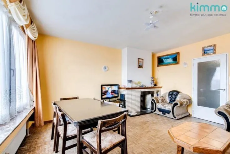 Flat with Terrace in Central Charleroi