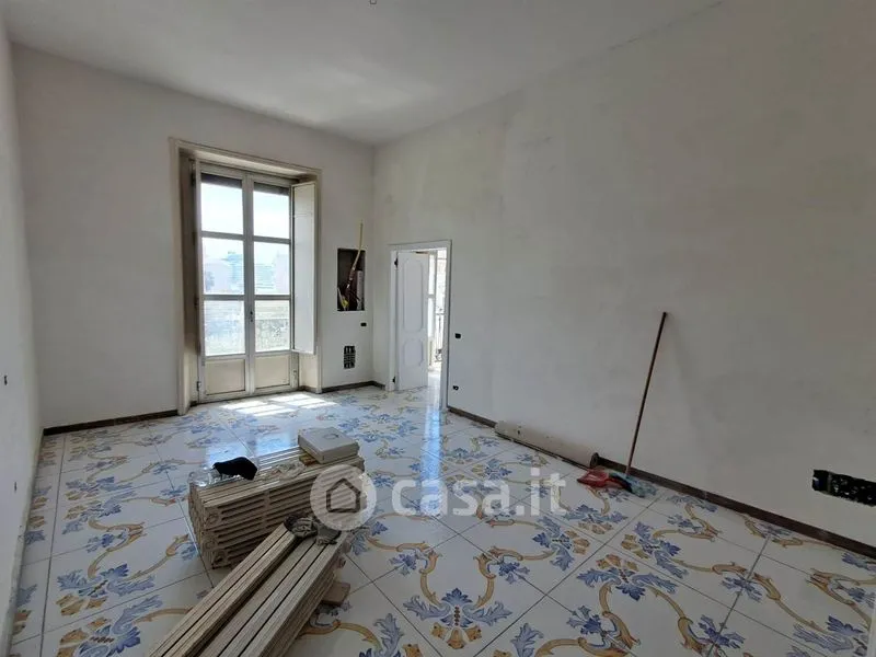 Stanze - Appartamento con vista panoramica a Salerno