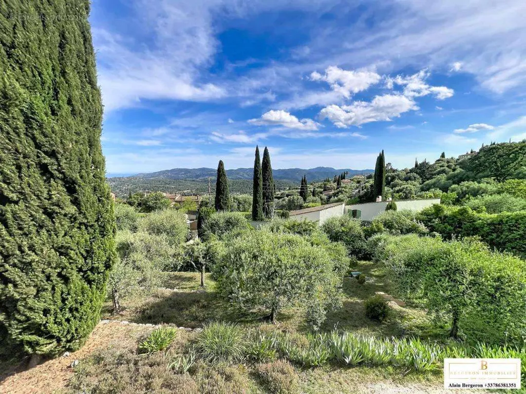 Jardin - Maison de Caractère avec Vue Mer à Spéracèdes