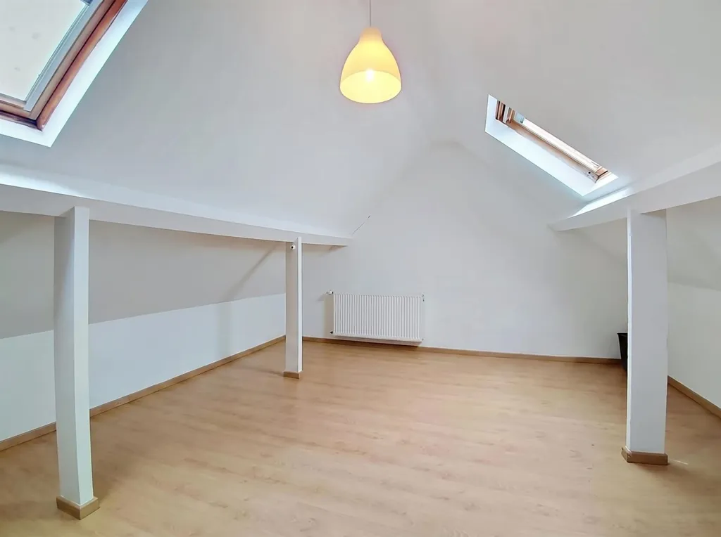 Pièces - Maison de Deux Façades dans le Vieil Arlon
