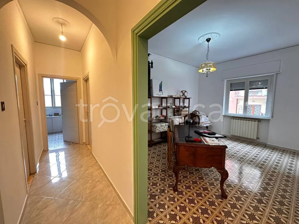 Entrée - Modernised Apartment with Balcony in Maddaloni