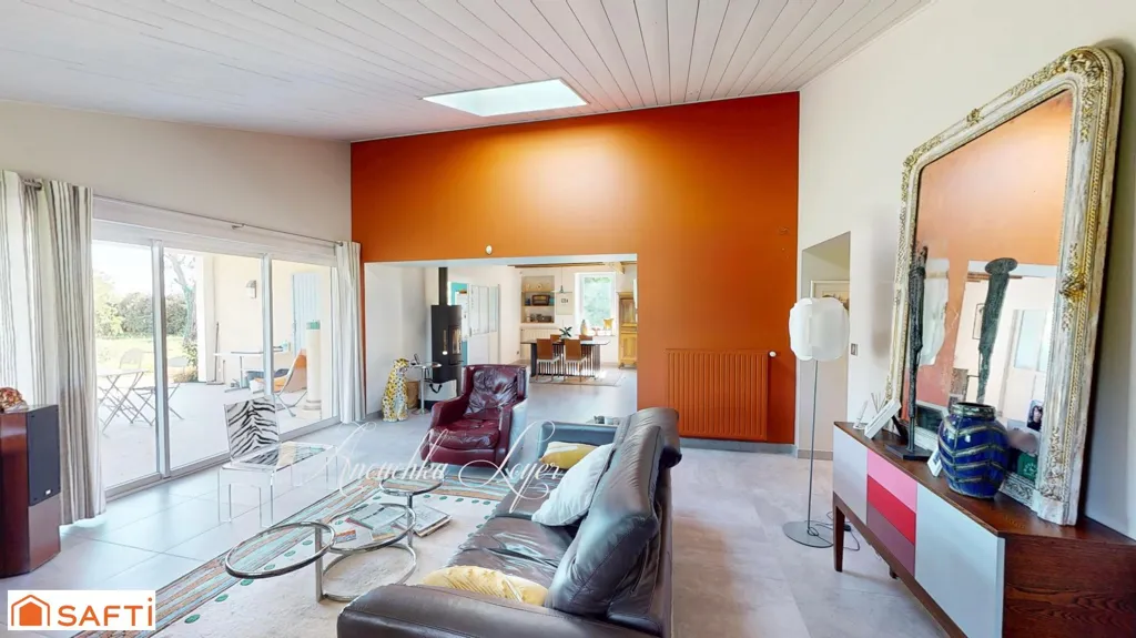 Soggiorno - Architecturally Renovated Stone House with Pool in Langon