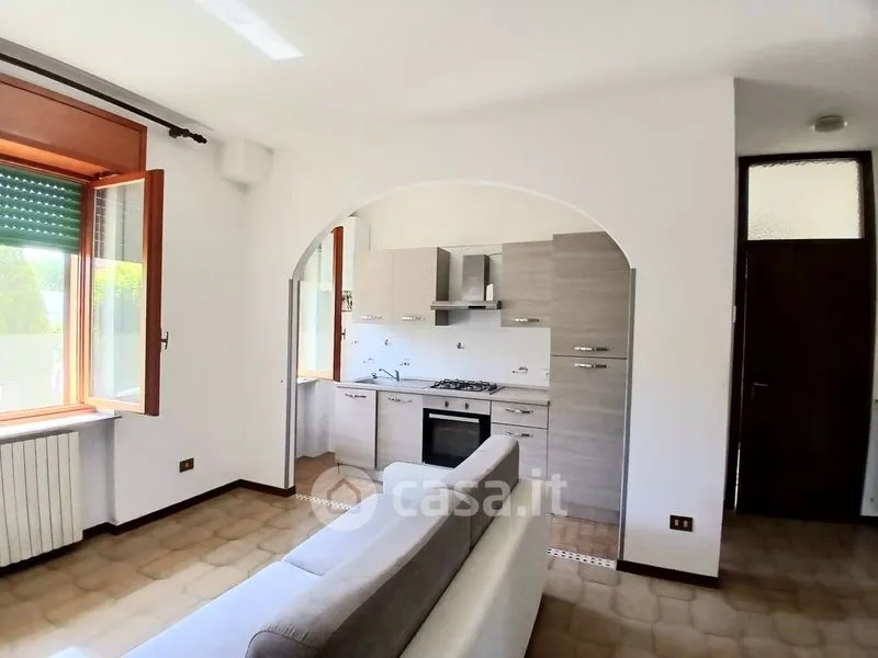 Séjour - Fully Furnished Flat with Parking in Broni