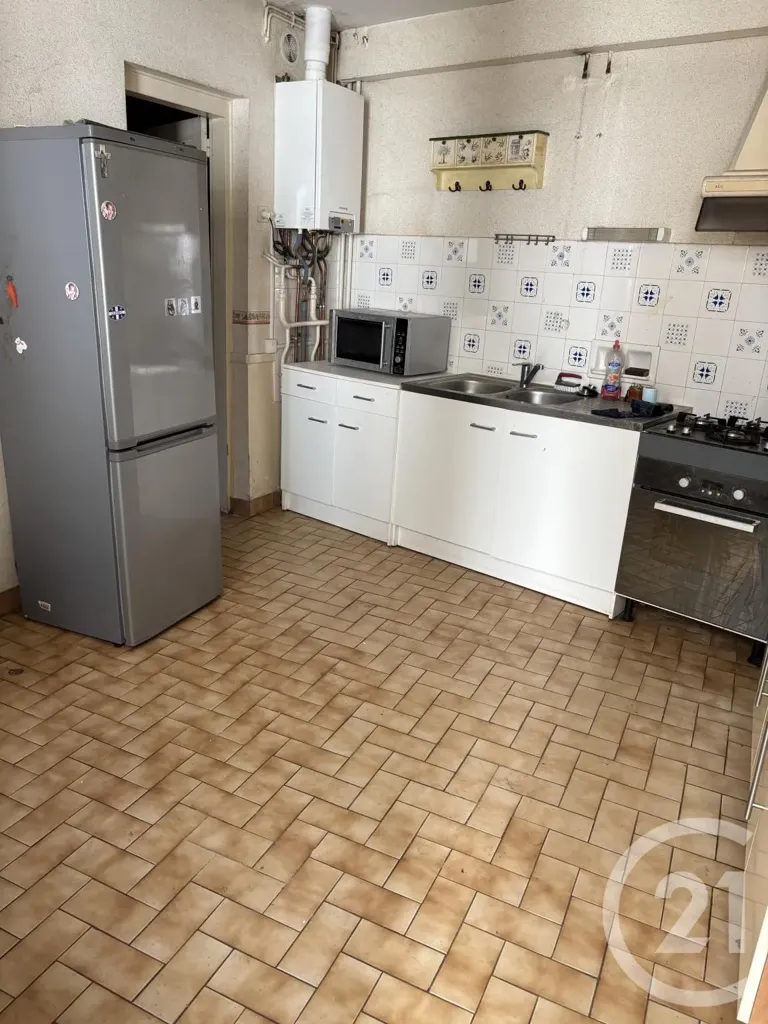 Köök - 3-Piece House with Garden in Montluçon