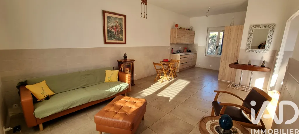Elutuba - Renovated Villa with Terrace in Six-Fours-les-Plages