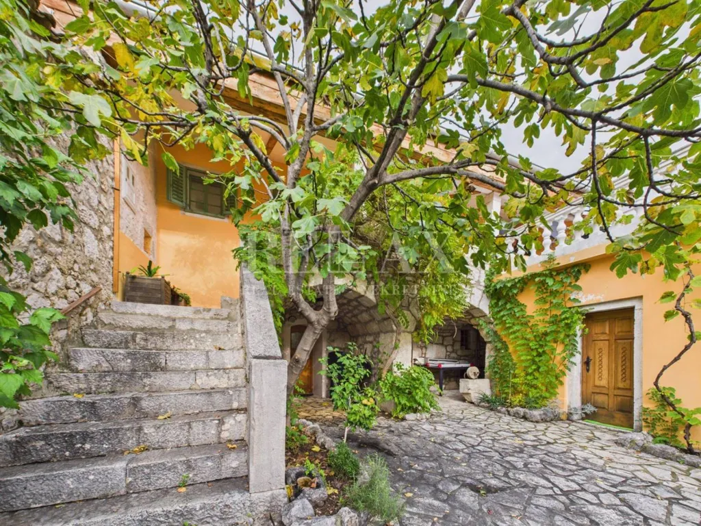 Jardin - Charming Stone House with Sea View in Grižane