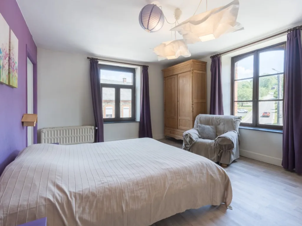 Chambres - Maison avec Gîte et Studio à Herbeumont
