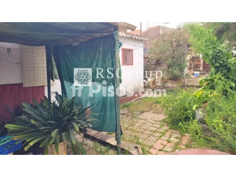 Aed - House with Patio in Calañas, Huelva