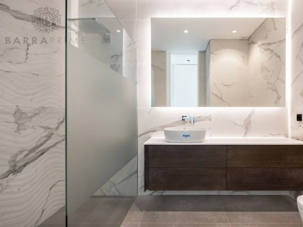 Bathrooms - Contemporary Villa with Golf View in Vilamoura