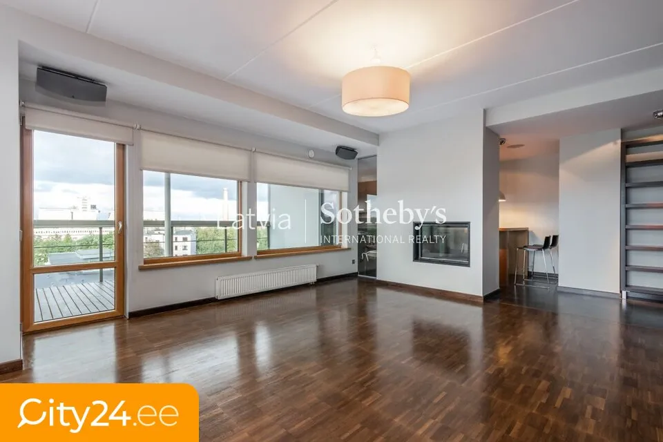 Elutuba - Apartment with Fireplace in Riga Centre