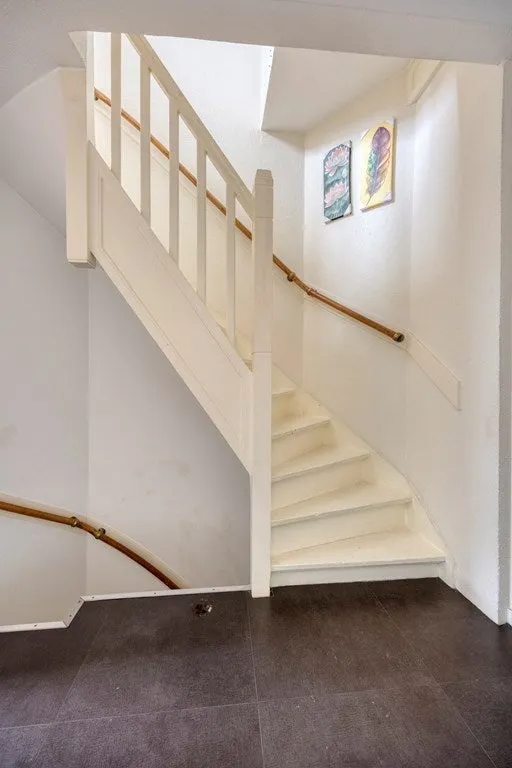 Pièces - Spacious Apartment with Jacuzzi in Dierenselaan