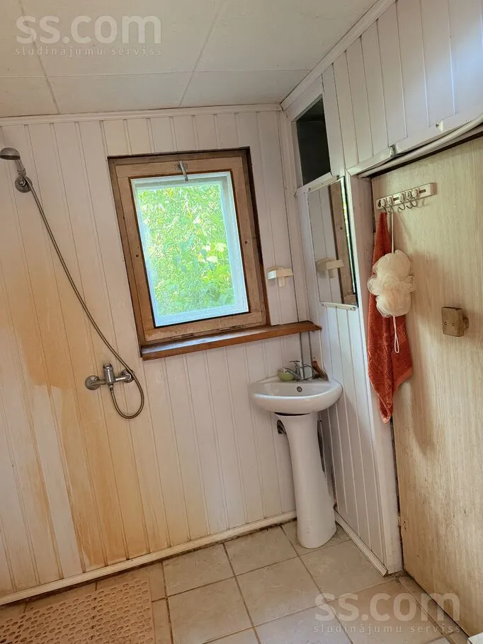 Bagni - Two-Storey House with River View in Garkalne