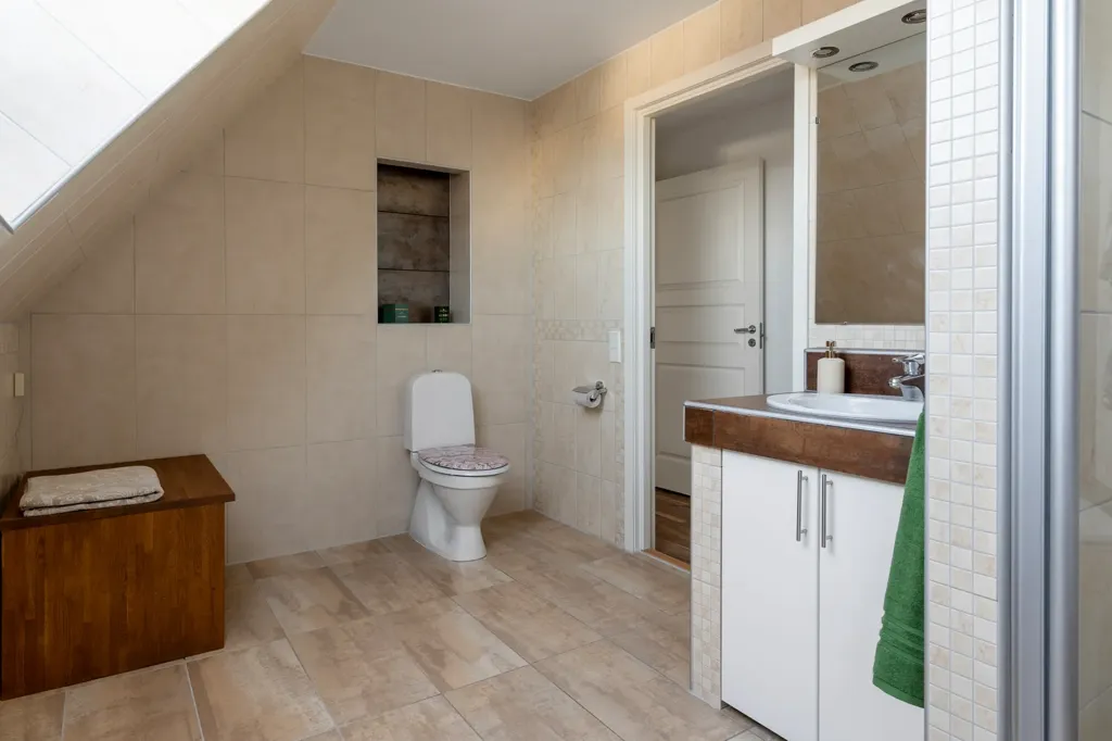 Bathrooms - Stonework Villa with Pool in Skegrie