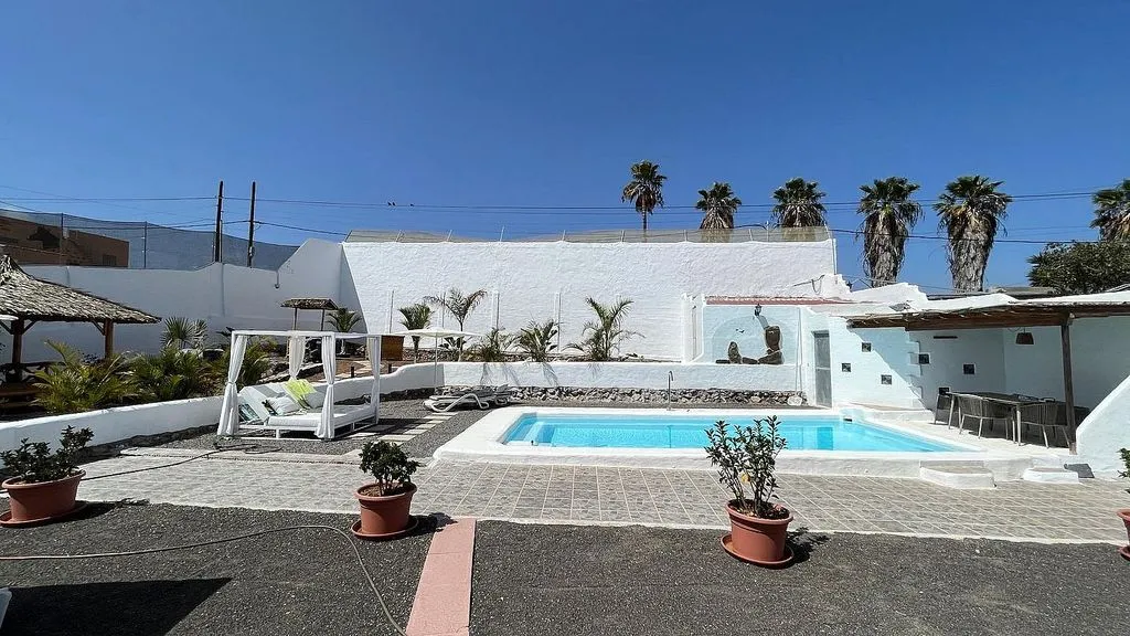 Piscina - Rustic Farmhouse with Pool near Maspalomas