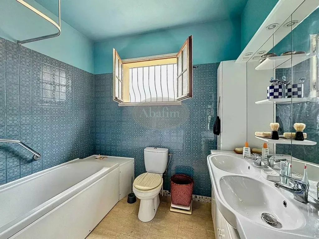 Bagni - Bright Villa with Pool in Quiet Location