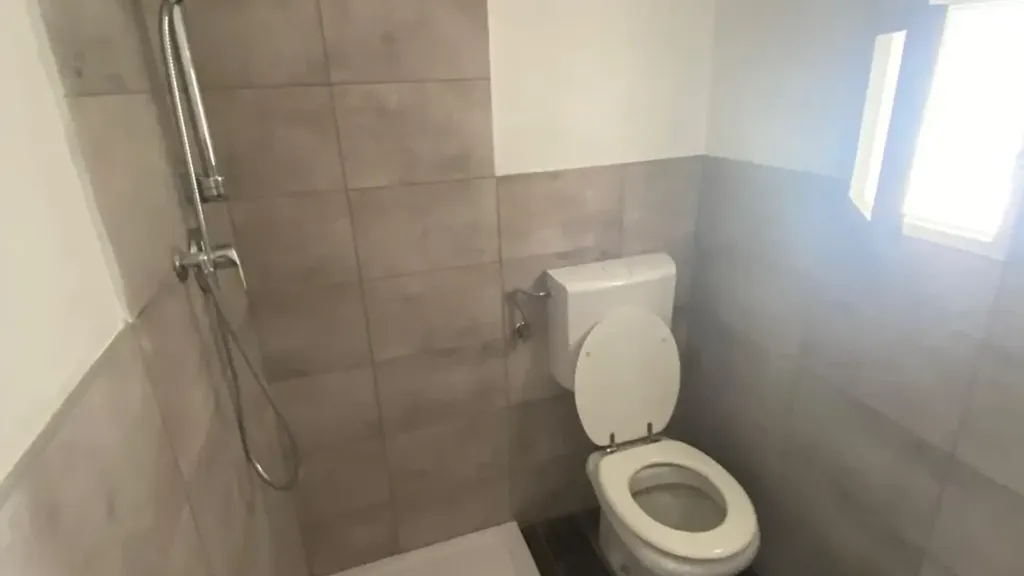 Vannitoad - Armed Studio with Central Location in Empoli