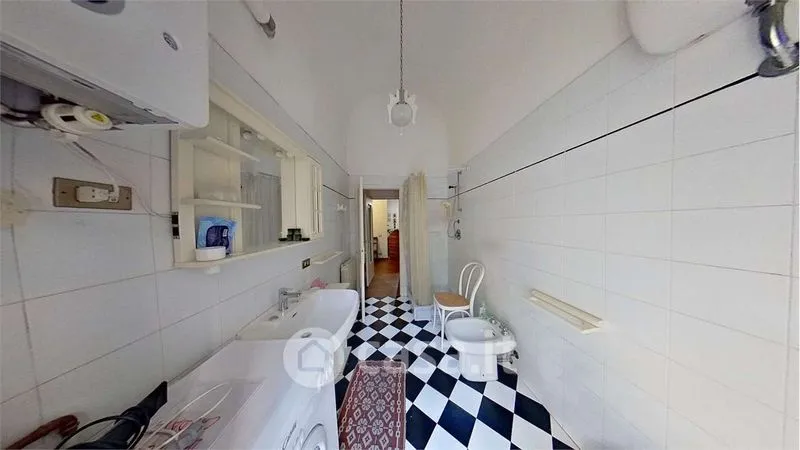Salles de bain - Spacious Apartment with Balcony in Buti