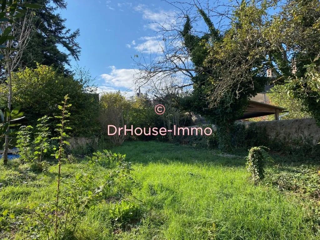 Aed - Vintage House with Garden in Town Centre