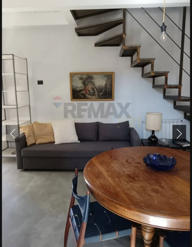 Séjour - Historic Bilocale with Balcony in Acireale