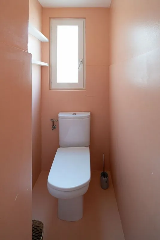 Bathrooms - Furnished Flat with Historic Charm in Madrid