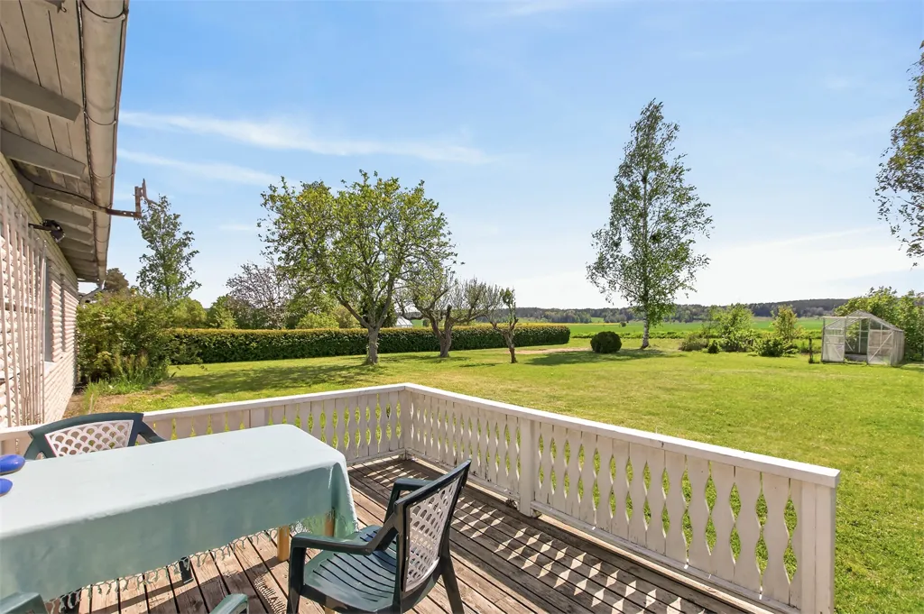 Terrasse - Enplan Villa with Garden in Jönåker