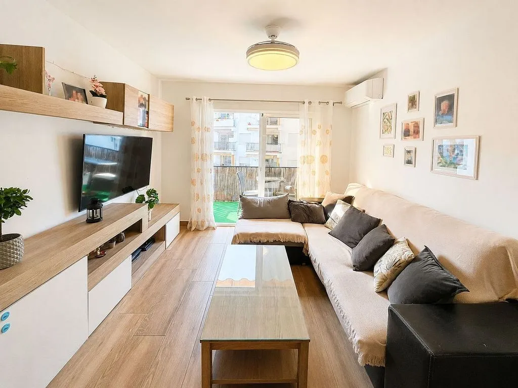Elutuba - Apartment with Terrace in Nerja