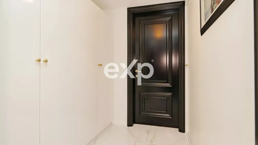 Entrée - Loft with Balcony in Milan's Ponte Nuovo