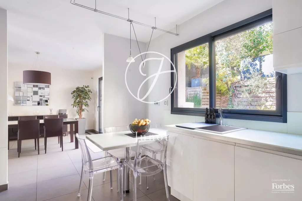 Cuisine - Maison Contemporaine avec Terrasse à Chatou
