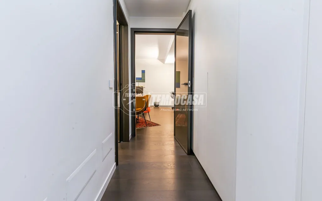 Entrée - Bright Apartment with Balcony in Milan
