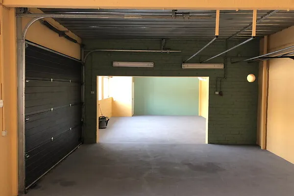 Garaaž - Industrial Unit with Workshop in Viimsi