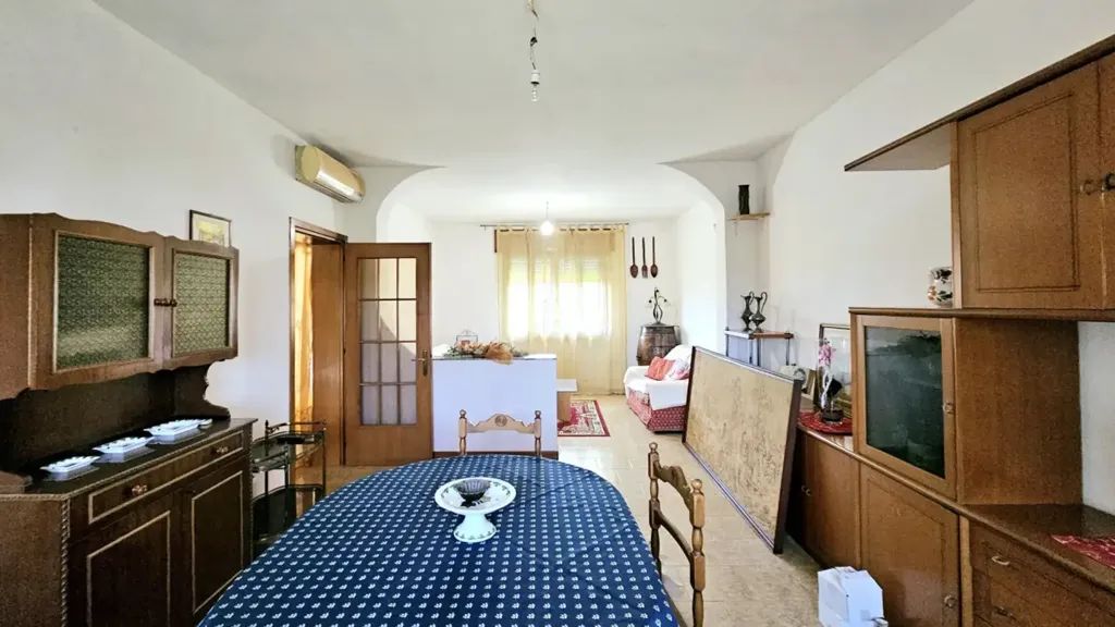 Salle à manger - Villa with Garden in Ponso, Bresega