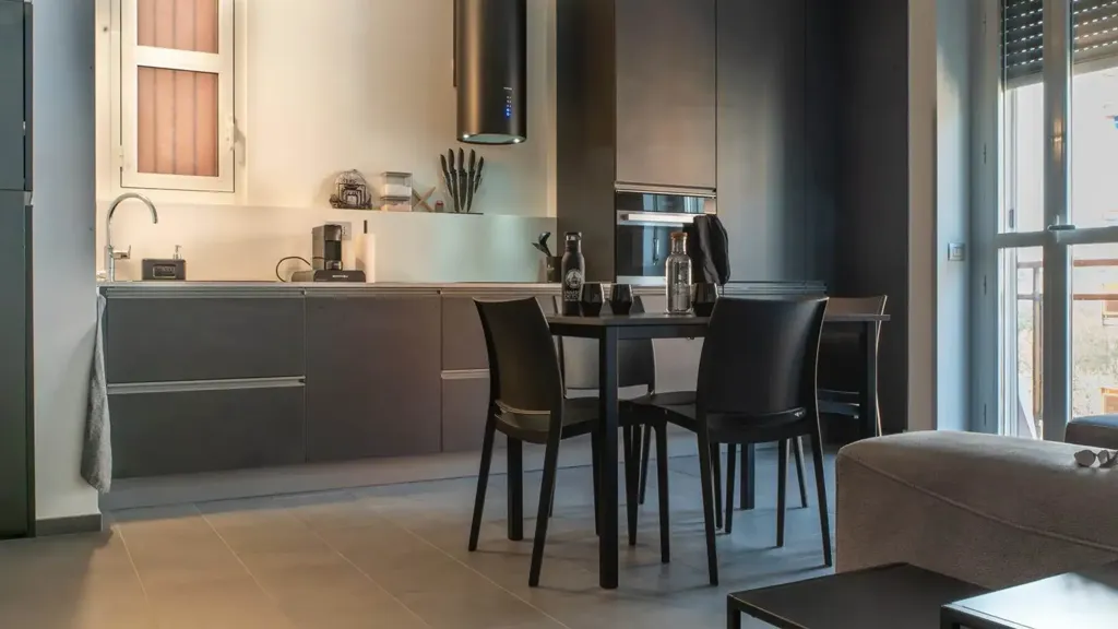 Elutuba - Rented Duplex with Balcony in Milan