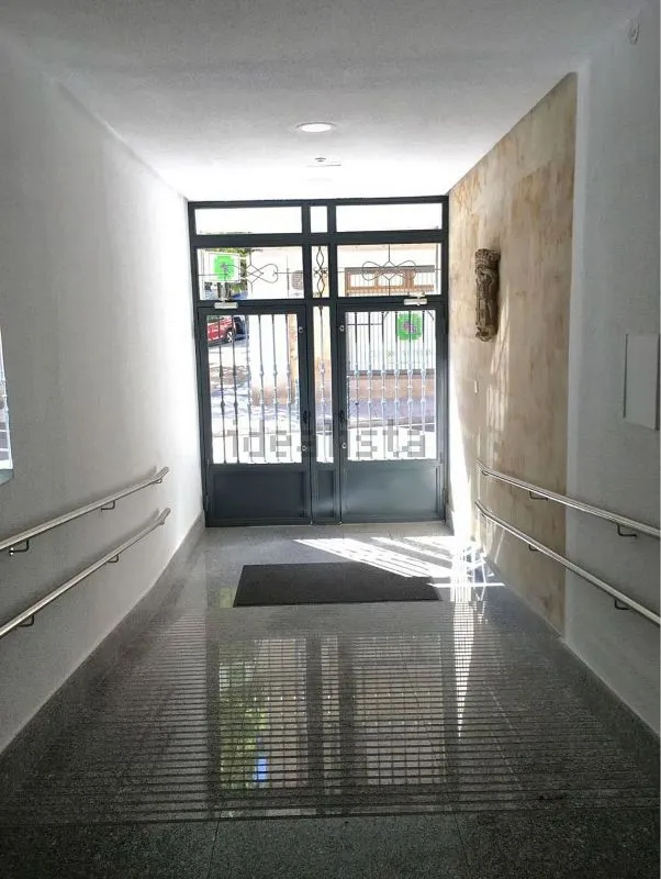 Esik - Student-Friendly Flat with Balcony in Salamanca