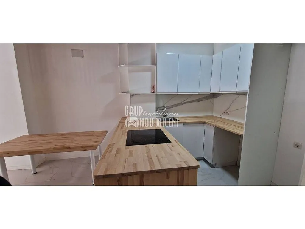 Cuisine - 1-Bedroom Flat with Balcony in El Botànic, Valencia