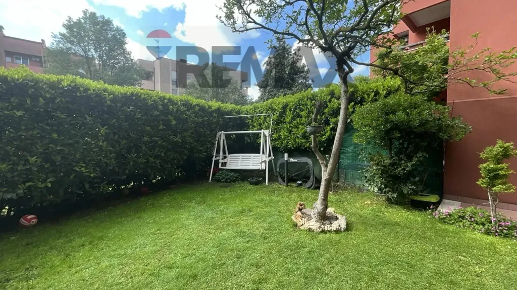 Jardin - Apartment with Private Garden in Central Arese