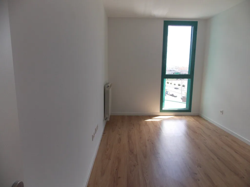 Toad - New Flat with Parking in Logroño
