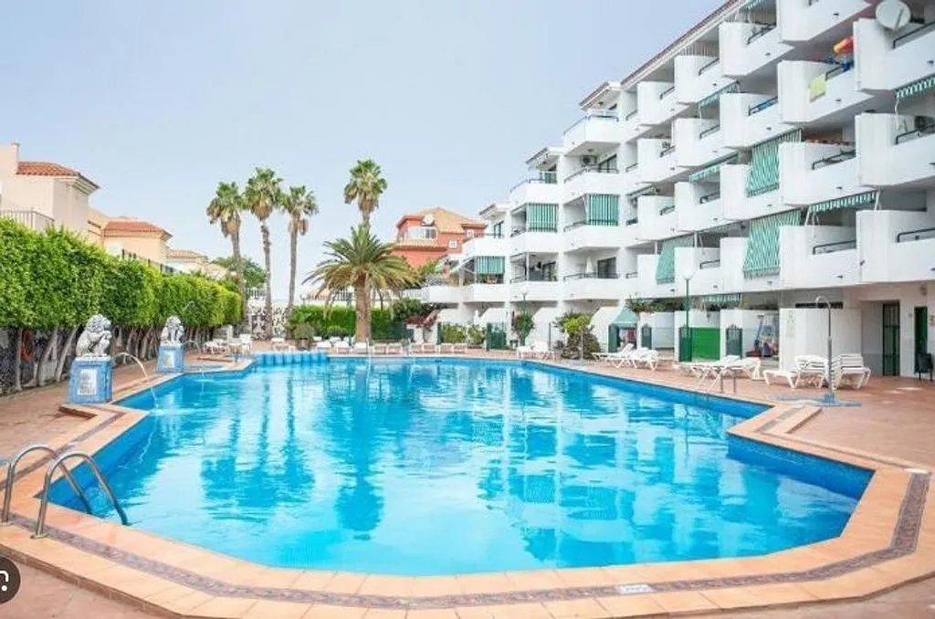 Bassein - 1-Bedroom Apartment with Pool in Sonnenland