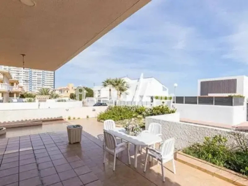 Terrass - Chalet with Seafront Access in La Manga