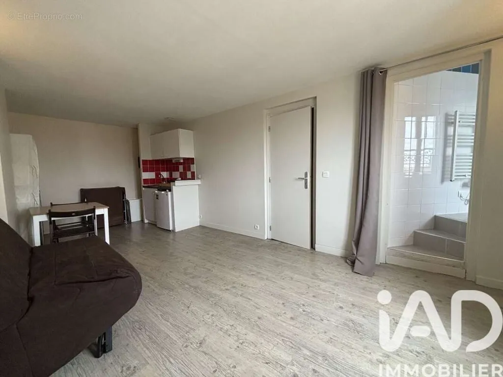 1-toaline korter asukohas Pontoise