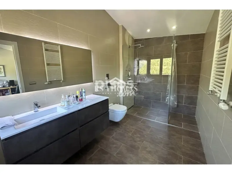 Vannitoad - Exclusive Chalet with Mountain Views in Anyós