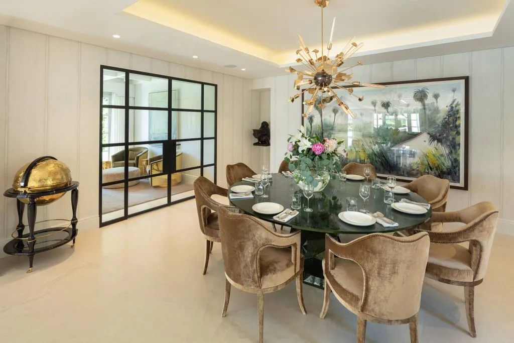 Söögituba - Luxury Villa with Golf Course View in Marbella
