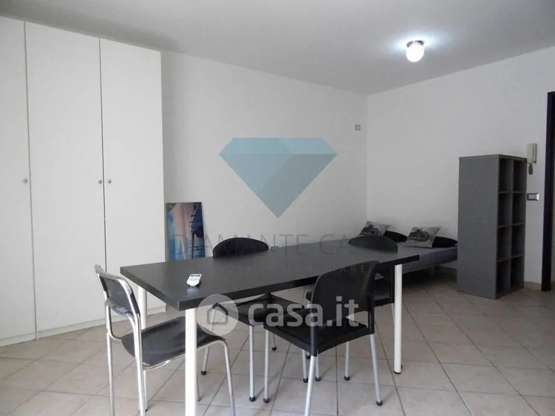 Söögituba - Studio Flat with Balcony in Catania