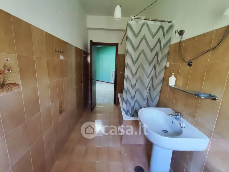 Salles de bain - Spacious Apartment with Terrace in Montella
