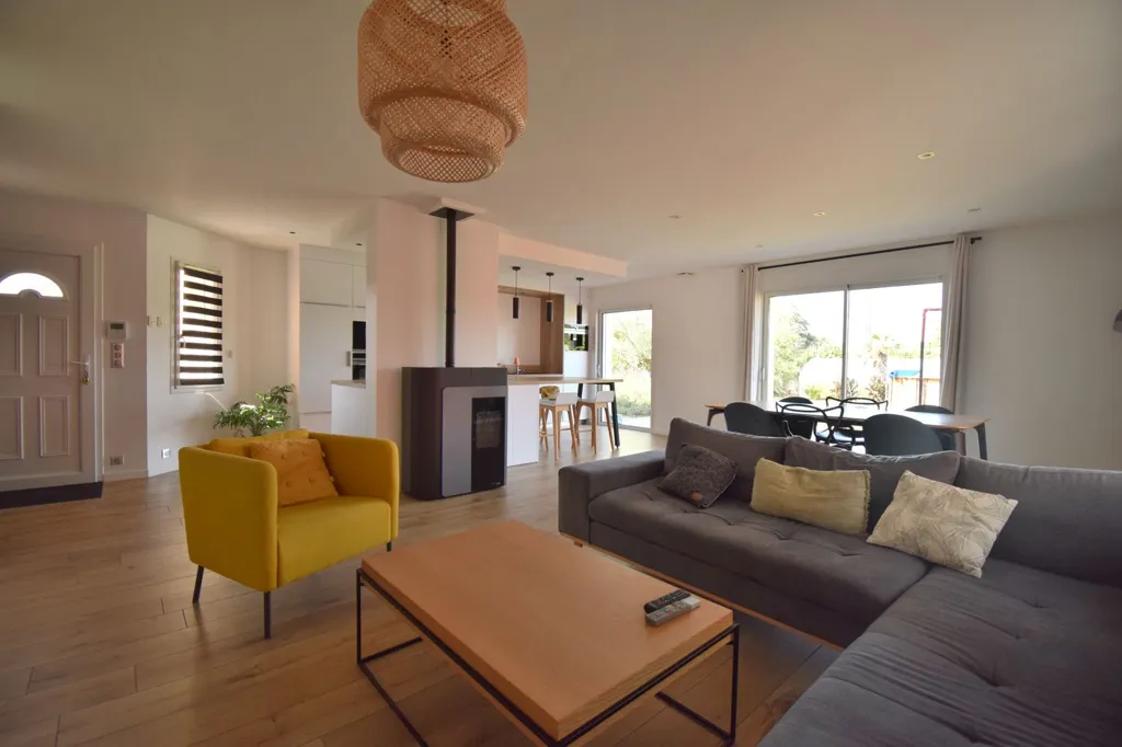 Elutuba - Contemporary House with Pool in Rocheservière