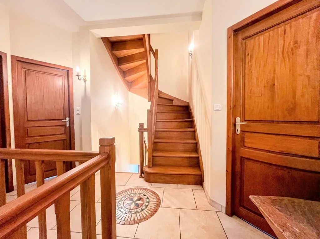 Rooms - Spacious House with Garden in Quiet Countryside