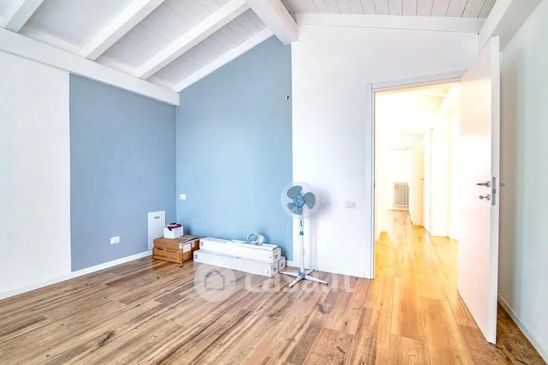 Pièces - Modern Villa with Panoramic Views near Broni