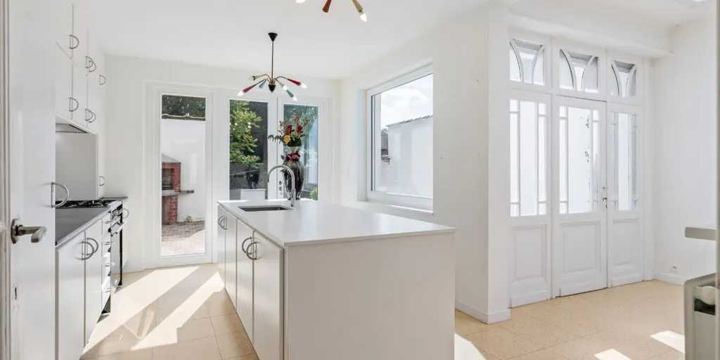 Cuisine - Maison Rénovée avec Jardin à Ekeren